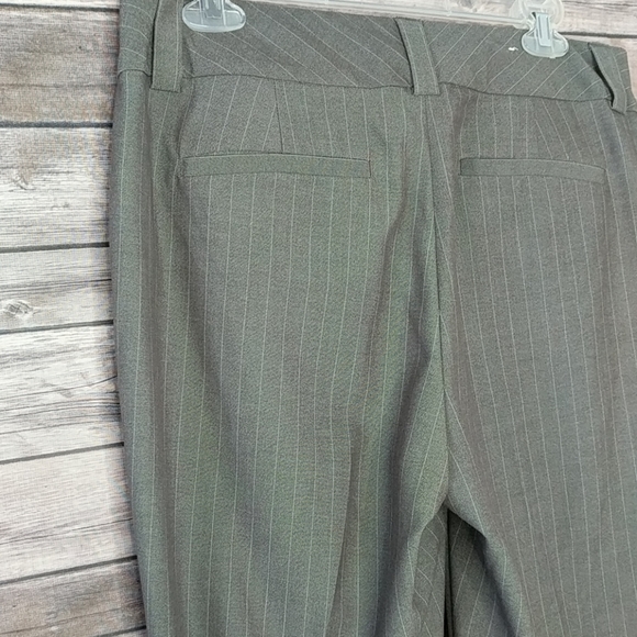 GAP Curvy Fit Flared Leg Pinstripe Slacks Size 12 - Picture 7 of 8